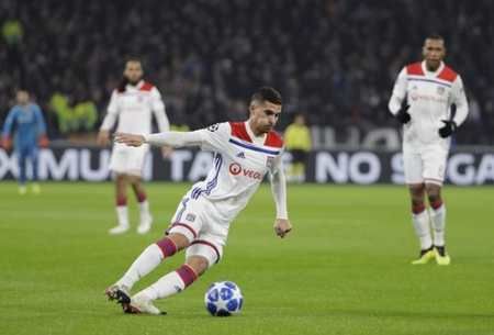 又要捍衛自 又要捍衛自